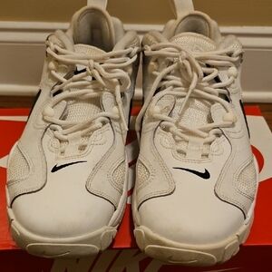 Nike Men's White and Black Sneakers